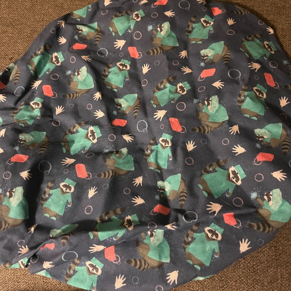 Raccoon scrub hat